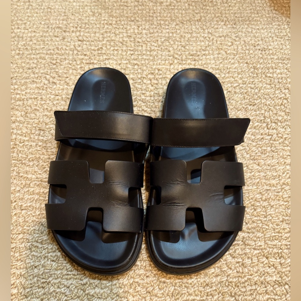 Hermes chypre black leather sandals in like new condition.